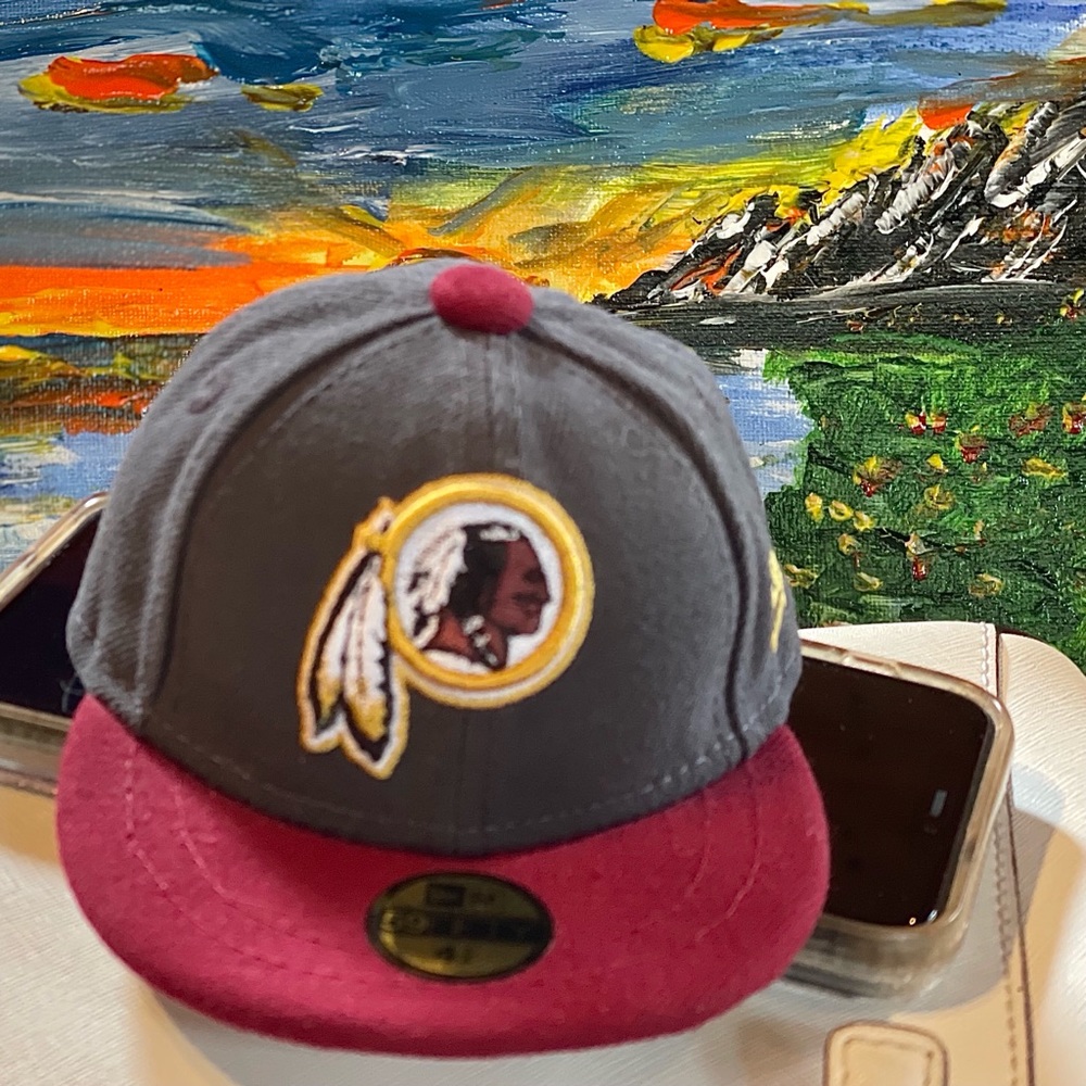Mini New Era Washington NFL Fitted Cap 4 1/4 Collector Display Hat Throwback